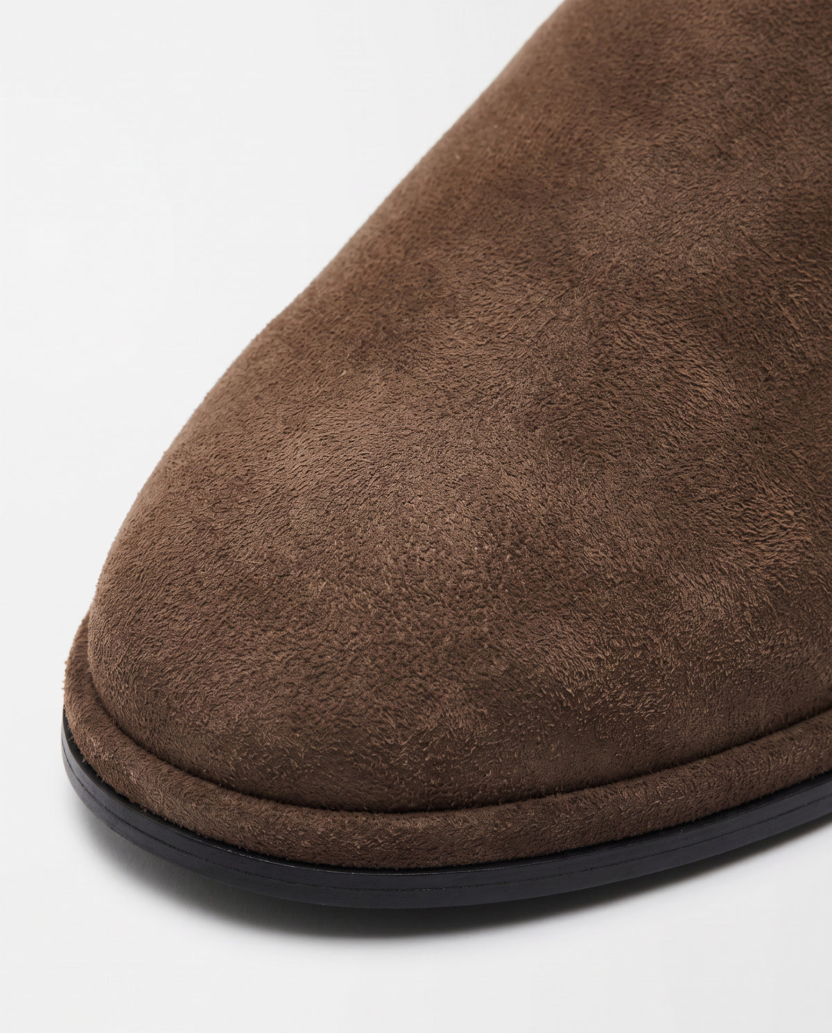 The Dume in Mocha Suede, ToeDetail